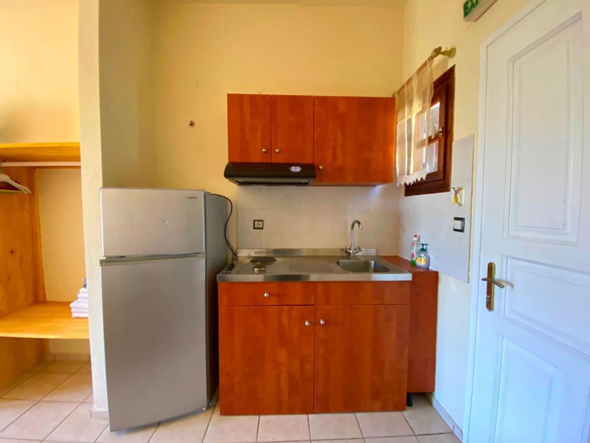 Villa Krini Skiathos Town Bagian luar foto
