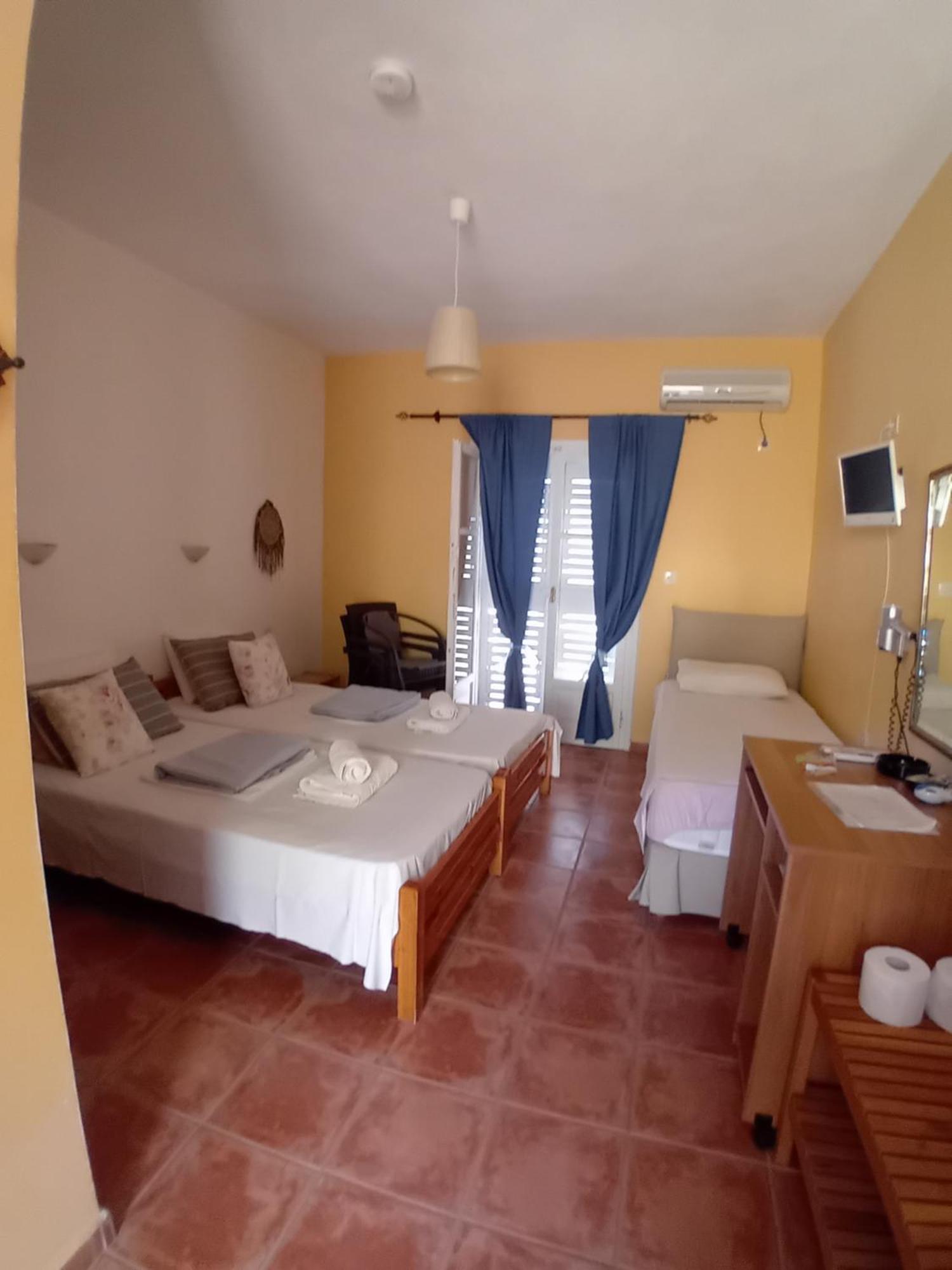 Villa Krini Skiathos Town Bagian luar foto