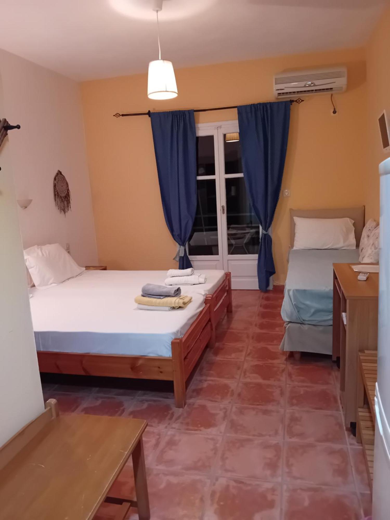 Villa Krini Skiathos Town Bagian luar foto