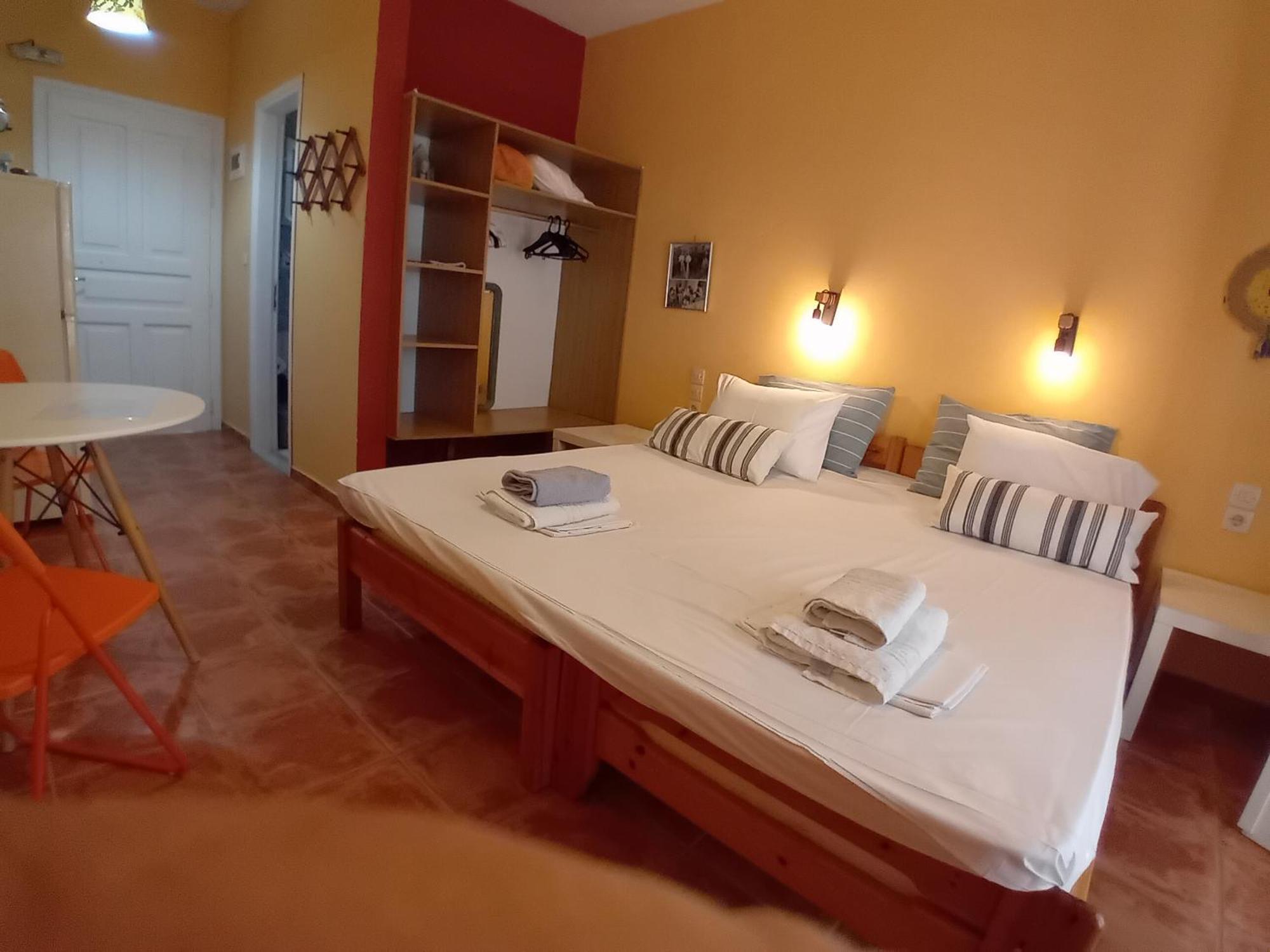 Villa Krini Skiathos Town Bagian luar foto