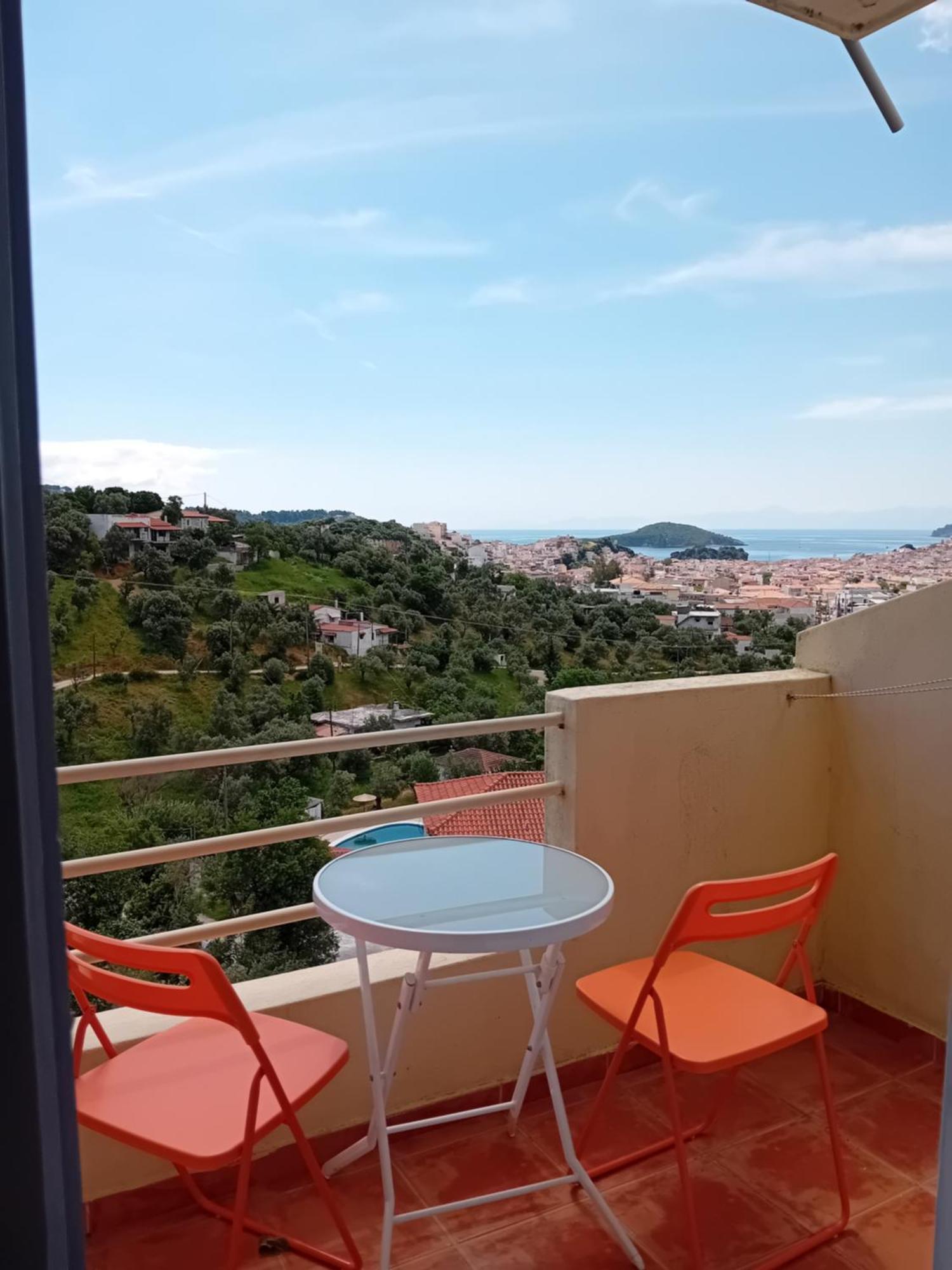 Villa Krini Skiathos Town Bagian luar foto